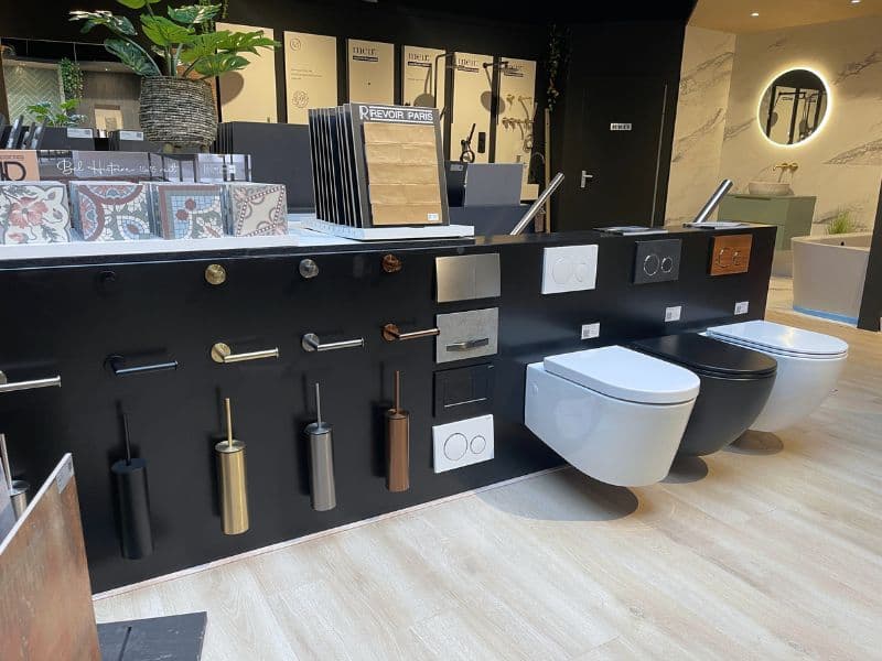 Toilet renovatie showroom in Purmerend